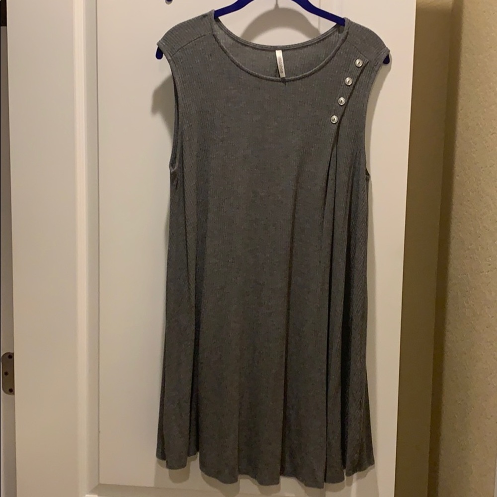Women’s dress